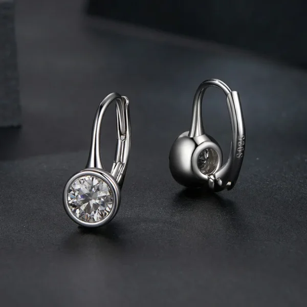 Elegant 0.5CT Moissanite-Diamond Sleek Bezel Stud Earrings in S925 Sterling Silver - Image 3